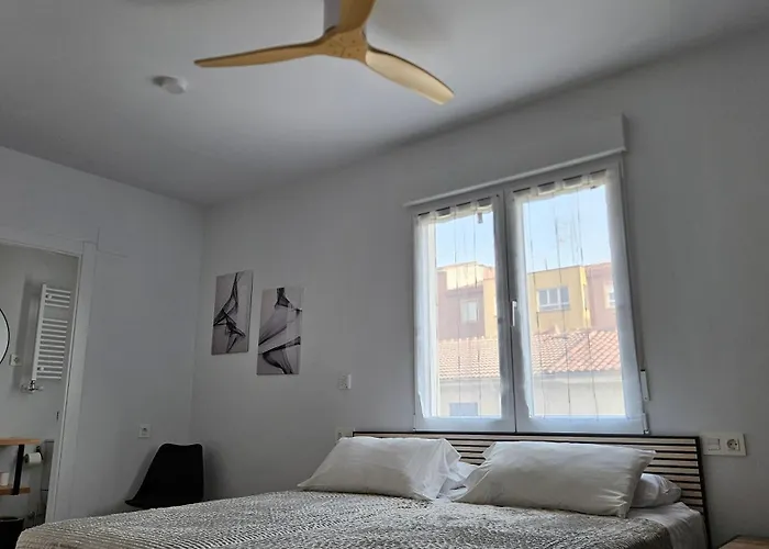 Oak - Oakplaces León