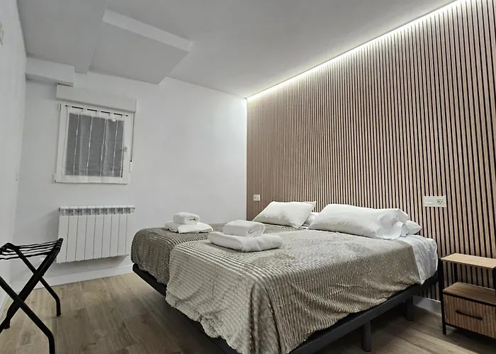 Oak - Oakplaces León